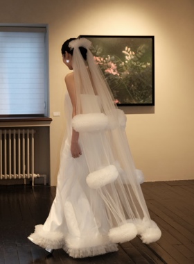 头纱新娘主婚纱长款蓬蓬花边高级感小众头饰摄影旅拍拍照造型样片