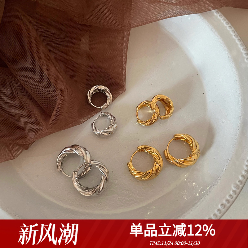 简约纯银女百搭耳环时尚