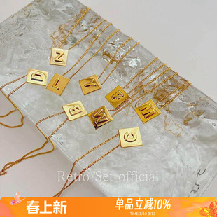 yuan版定制复古小金牌方块26个字母项链小众高级感ins锁骨毛衣链