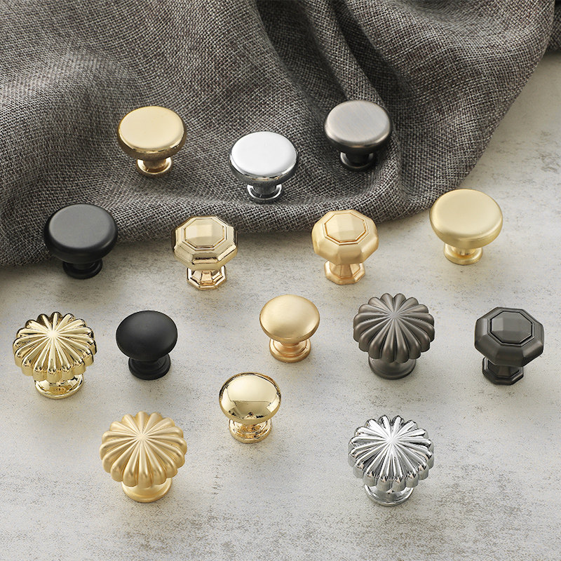 现代简约黑色单孔衣柜儿童小拉手