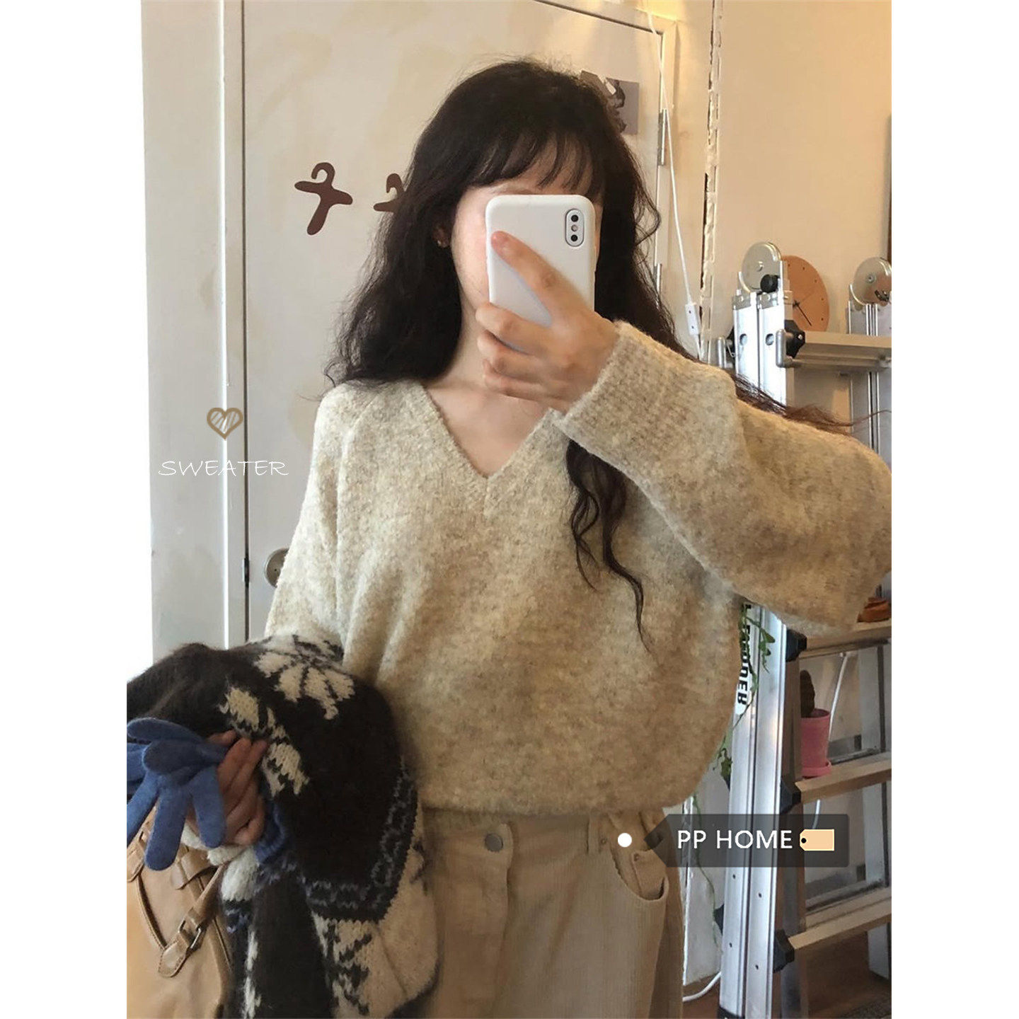 日本offcat复古高级感杏色V领套头毛衣女秋冬宽松慵懒软糯针织衫
