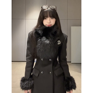 日本offcat黑色显瘦收腰大衣2024冬季新款加厚赫本风双排扣毛领呢