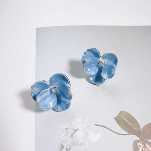 蓝色滴釉晕染花朵耳钉女夏天独特绝美2025耳环高级感轻奢小众耳饰