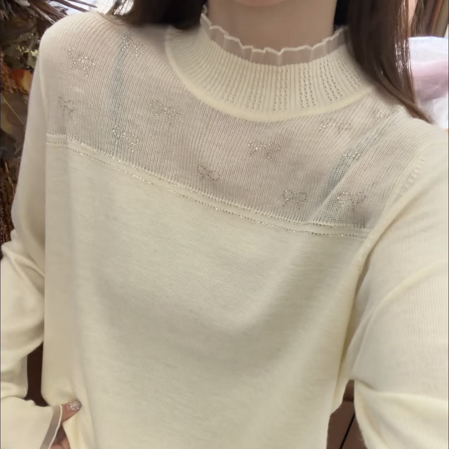 韩系闪钻蝴蝶结半高圆领针织衫