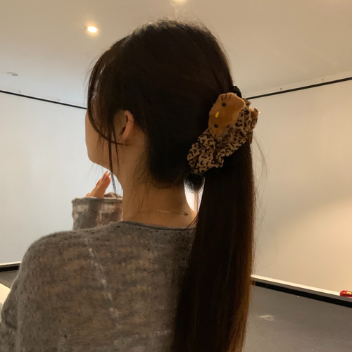 元气满满可爱豹纹黑皮kitty香蕉夹网红韩系ins风百搭可爱抓夹