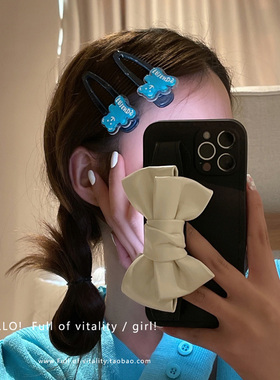克莱因蓝色小熊侧边夹韩风系可爱女刘海后脑碎发夹亚克力鸭嘴夹女