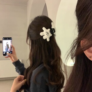 元 气满满卡通风可爱甜妹小手掌ins风立体公仔创意发夹鲨鱼夹发饰