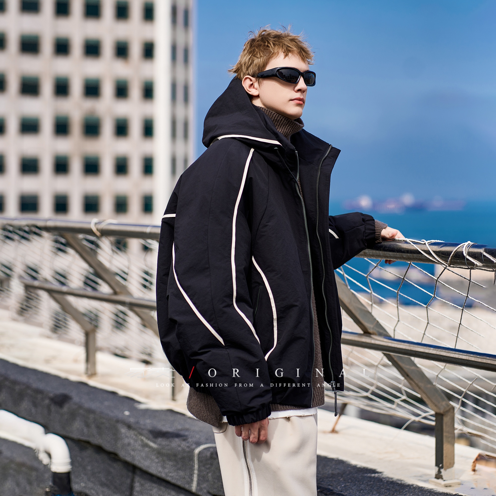 易麦2025冬季短款羽绒服男女同款高街加绒加厚潮牌百搭宽松外套男