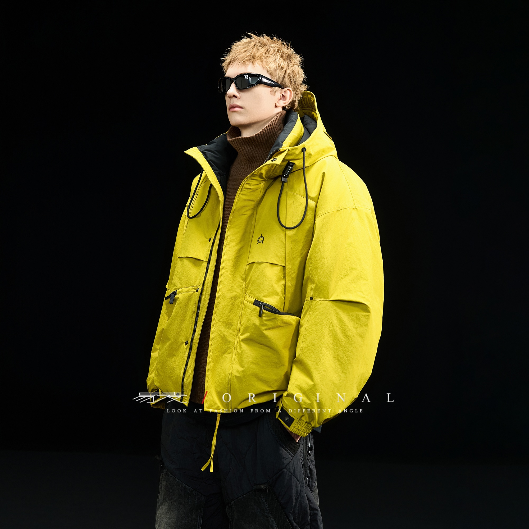 易麦2025新款工装羽绒服冬季加厚保暖连帽潮牌宽松百搭短款外套