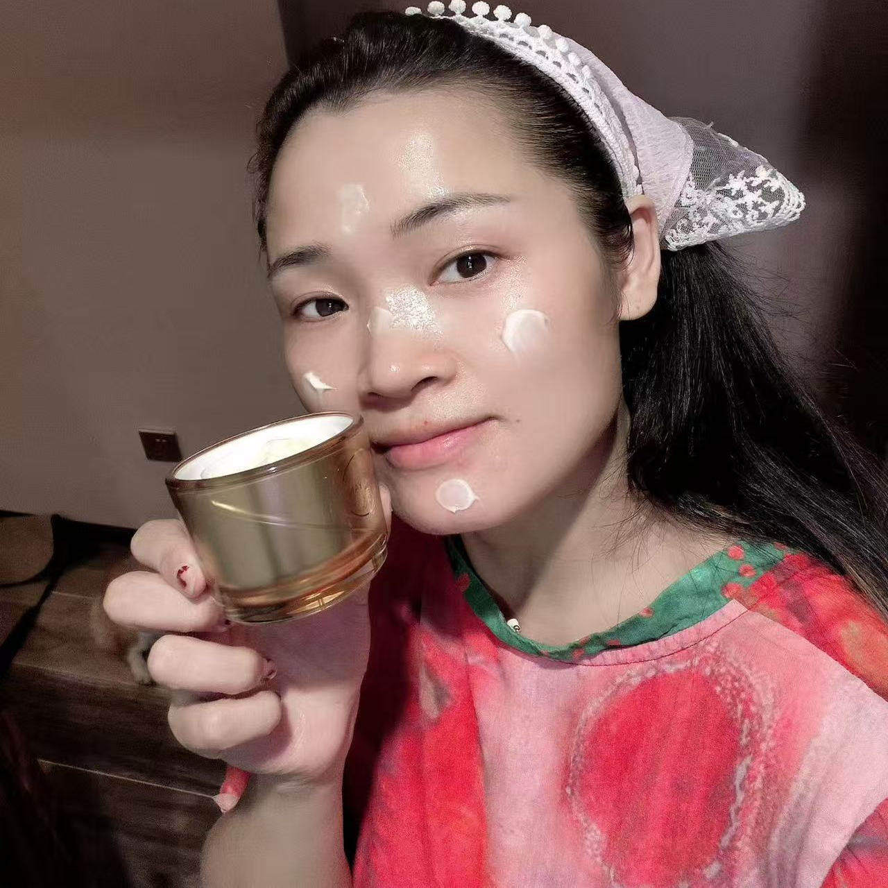 少燕好姿色新生面霜人参精萃精华面霜新生面霜人参精萃精华面霜