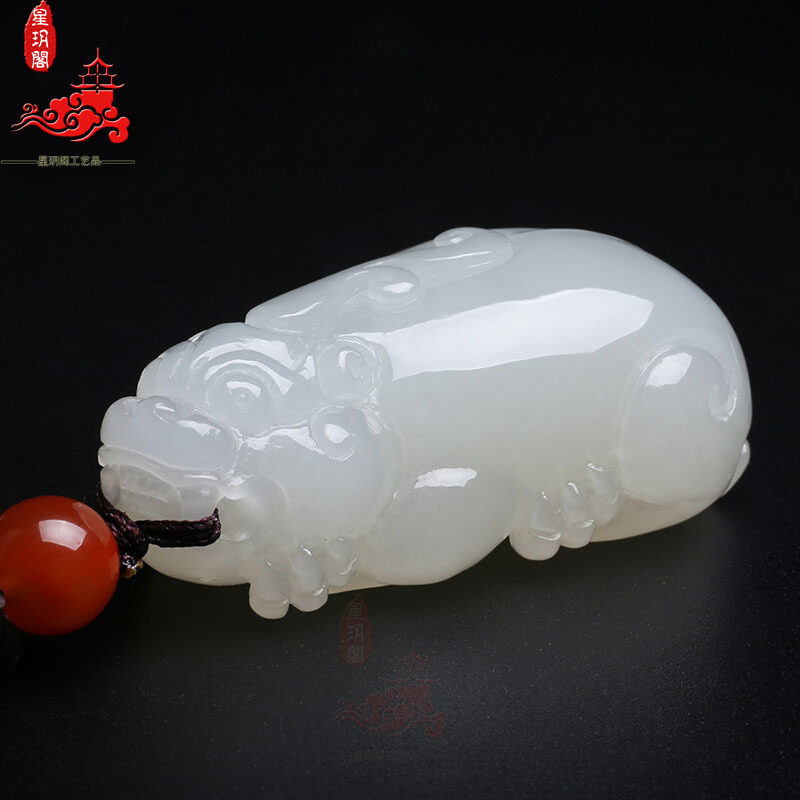精品和田玉白玉貔貅吊坠 手工雕刻男女款玉石饰品挂件 皮丘玉坠