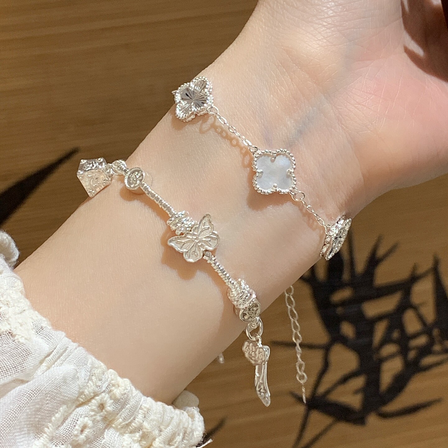 白母贝五花四叶草手链女款纯银999足银叠戴如意蝴蝶盘缠手串手饰