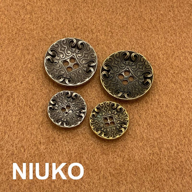 NIUKO复古立体雕刻凹面金属四眼纽扣高品质做旧大衣钮扣子服装扣_虎窝淘