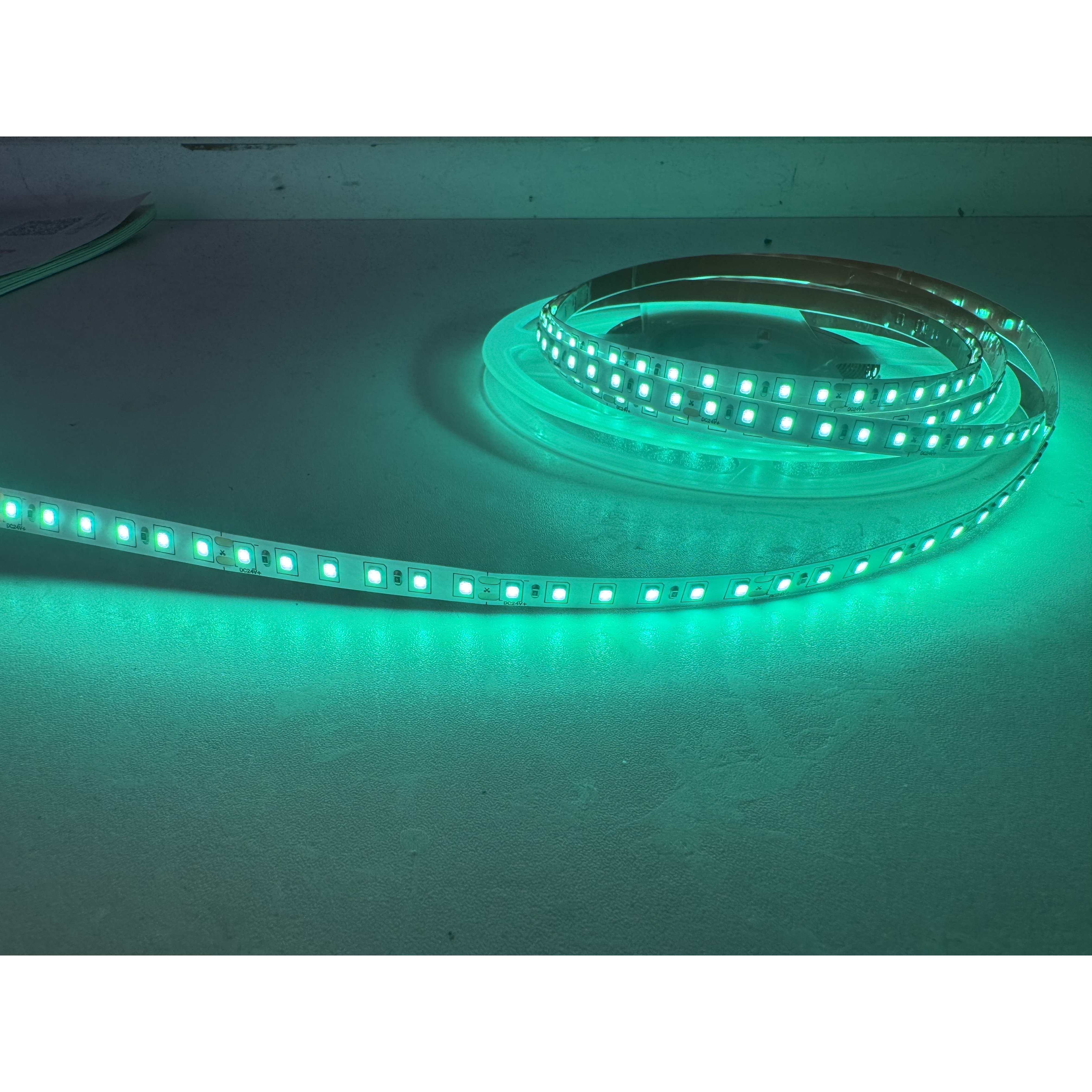2835led灯带灯条单色温衣柜室内
