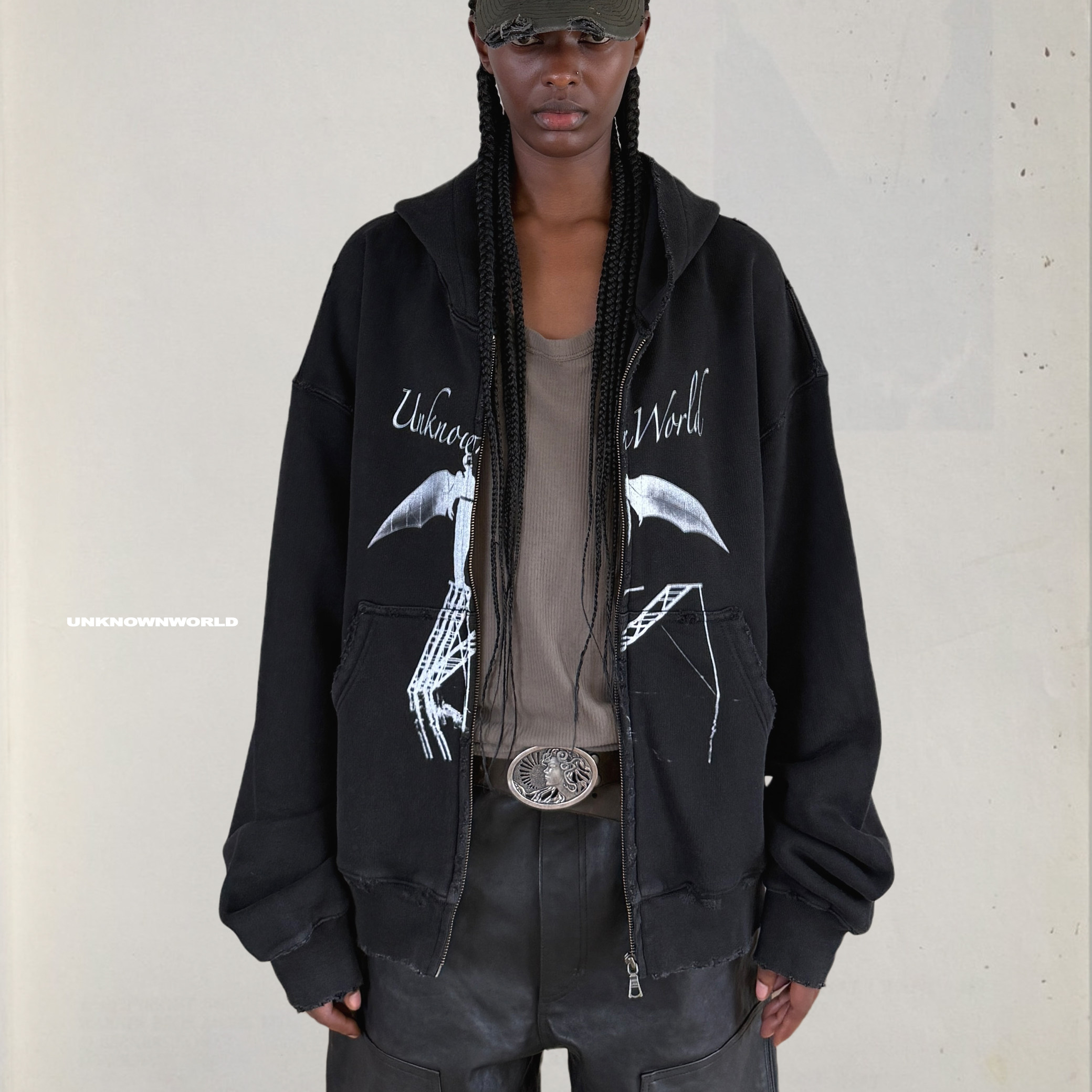 UNKNOWNWORLD 25FW 恶魔季蝙蝠印花破坏水洗宽松帽衫拉链卫衣
