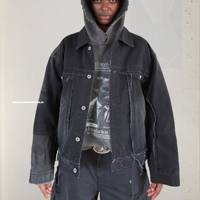 UNKNOWNWORLD 25FW 恶魔季廓形剪裁解构毛边义肢拼皮水洗夹克