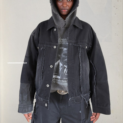 UNKNOWNWORLD 25FW 恶魔季廓形剪裁解构毛边义肢拼皮水洗夹克