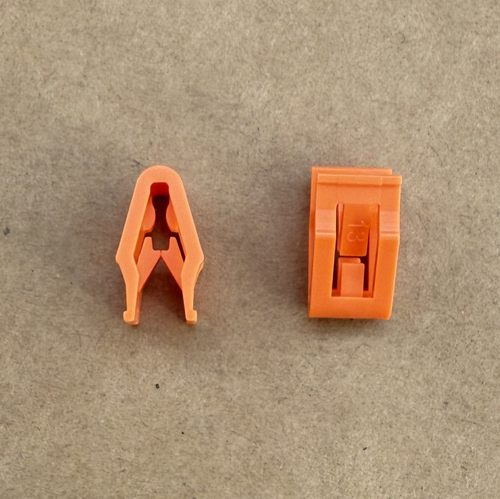 长安中控台面板仪表台饰板卡扣