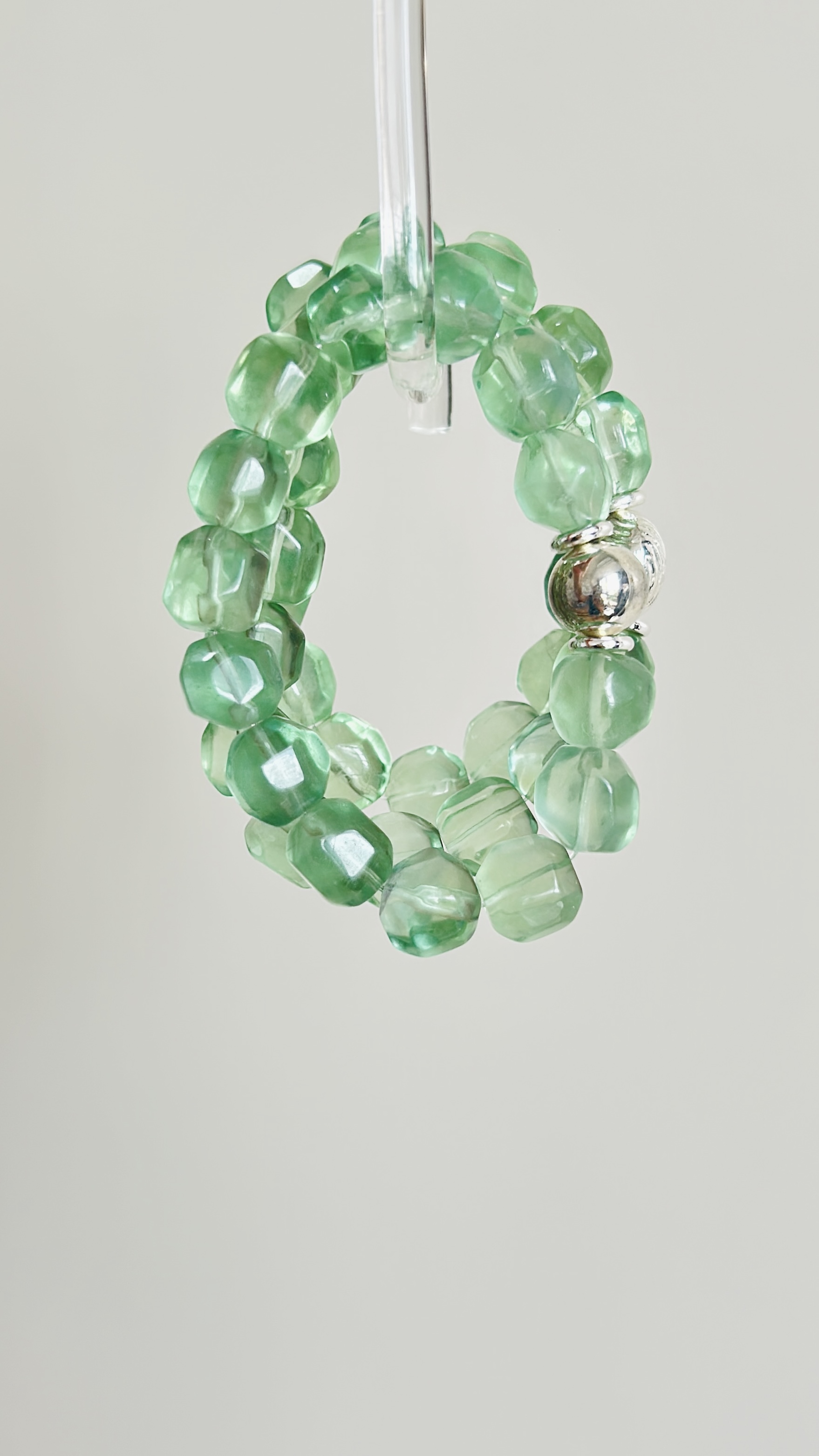 天然绿萤石菠萝珠切面设计款手串单圈