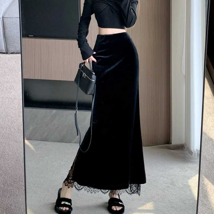 黑色金丝绒半身裙女秋冬高腰开叉包臀裙复古显瘦设计感中长鱼尾裙