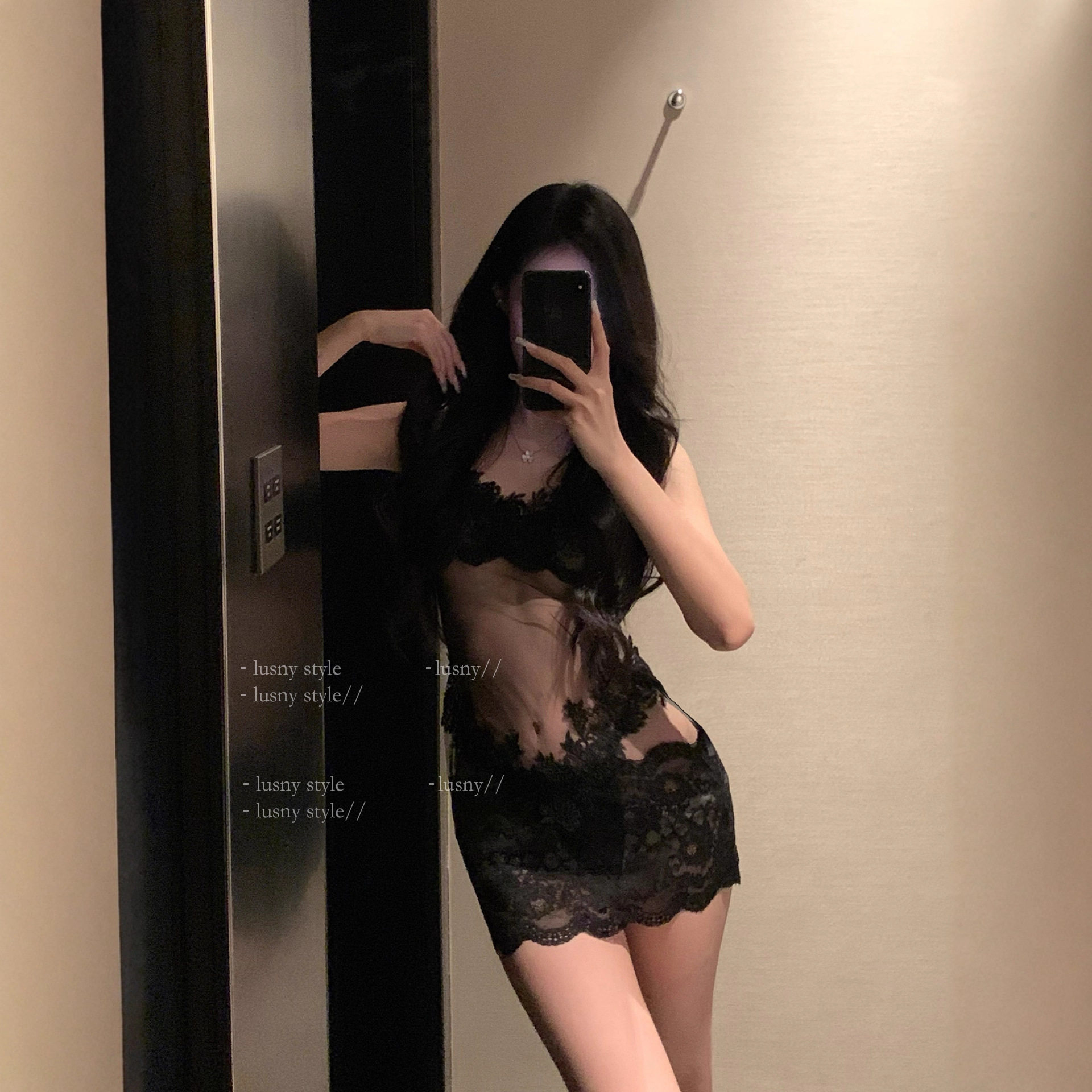 2026新款性感睡衣女高级感夏季纯欲精致绝美蕾丝网纱约会吊带睡裙