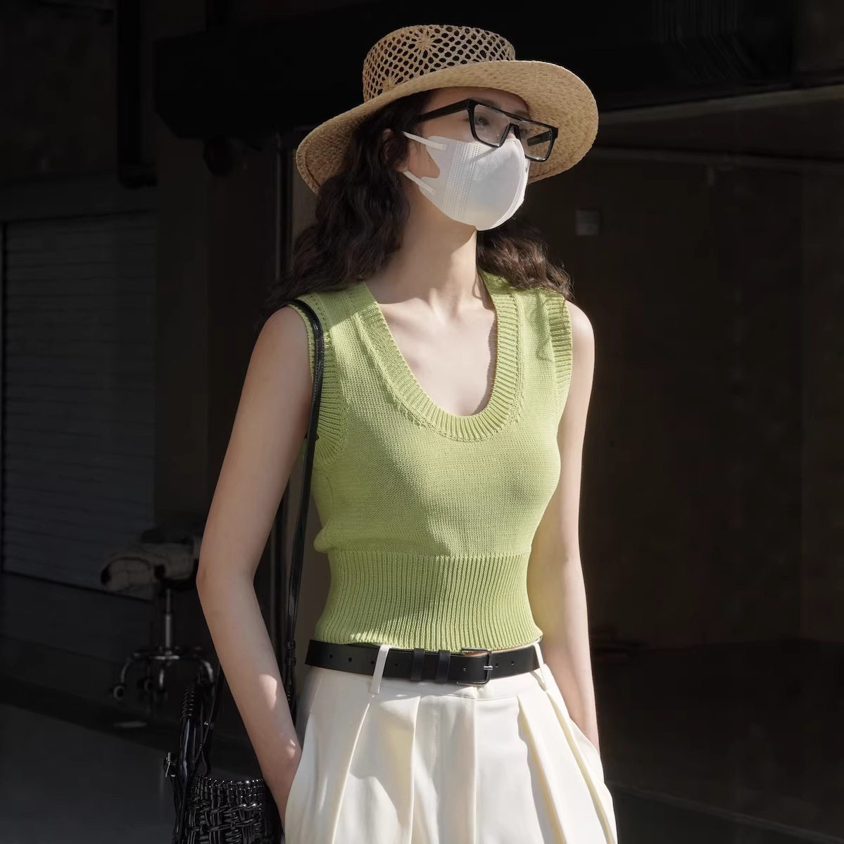 有乐春夏韩版时髦复古大u领针织马甲短款亲肤外搭叠穿休闲背心女