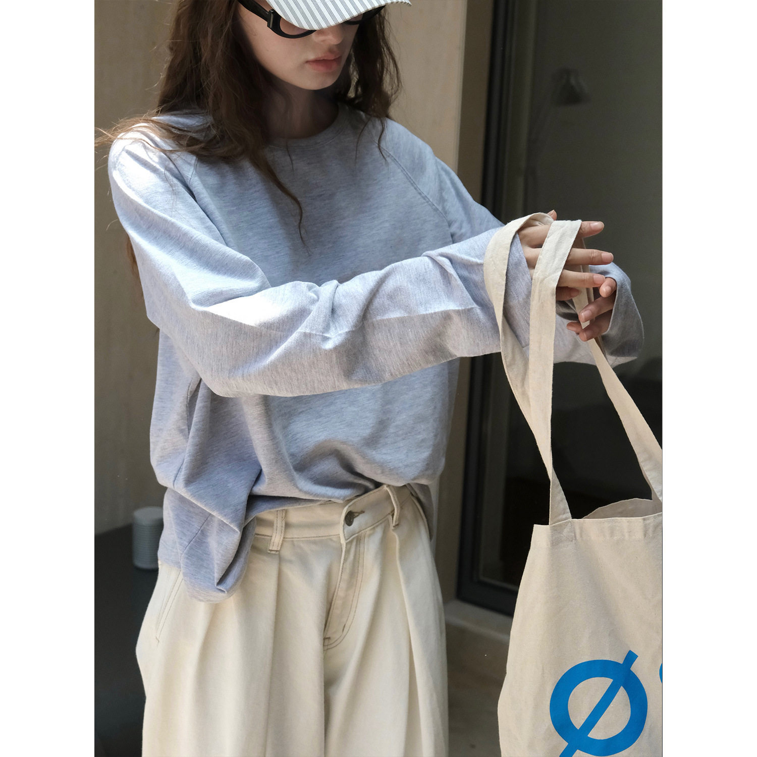 有乐秋季新款韩版休闲慵懒圆领t恤轻柔透气宽松显瘦长袖上衣女