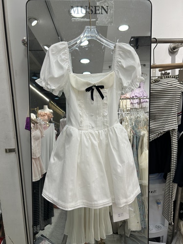 法式甜美风白色连衣裙女夏季新款收腰显瘦蓬蓬裙蛋糕裙长裙