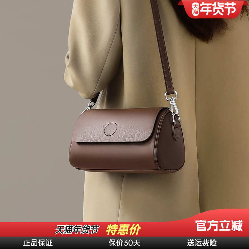 Viney包包女2026新款秋冬斜挎包枕头包圆筒小包高级感单肩包女包