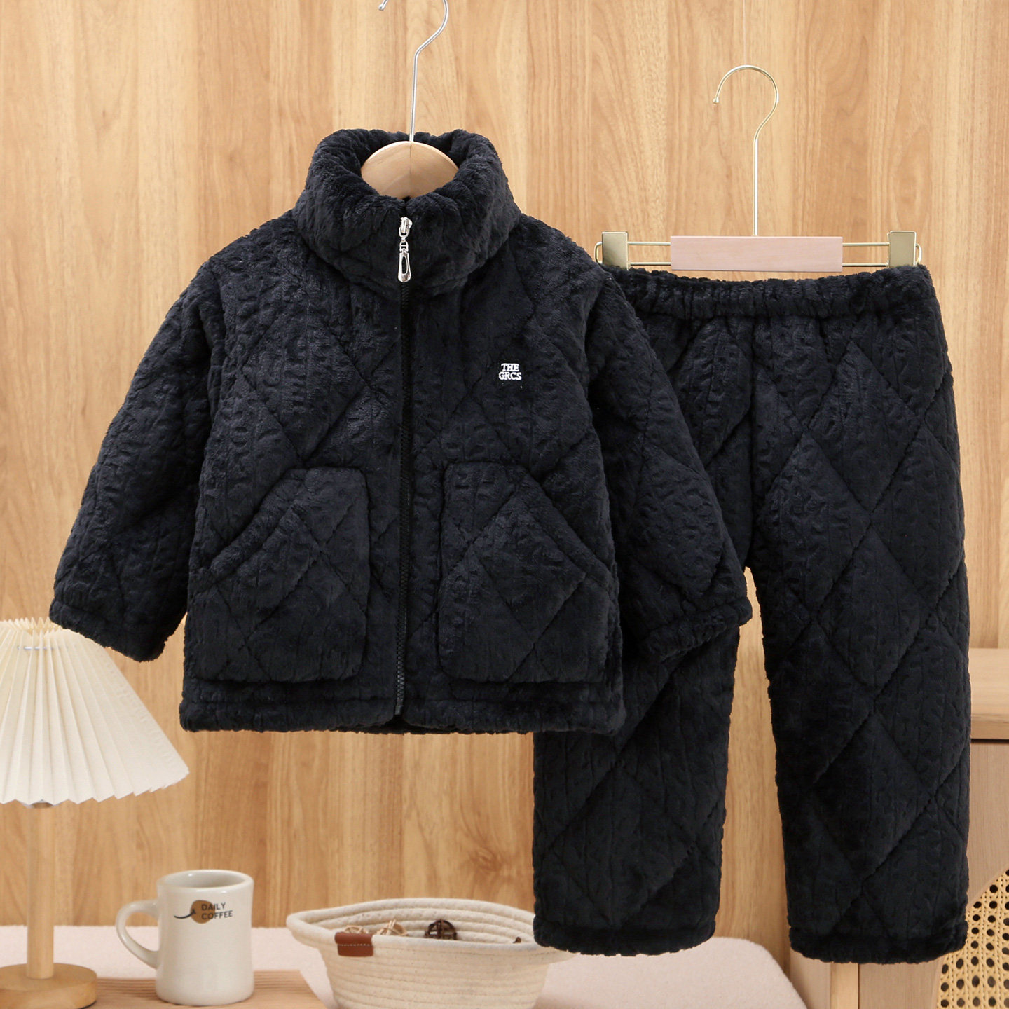 男童睡衣2025新款冬季加绒加厚保暖儿童男孩中大童三层夹棉家居服