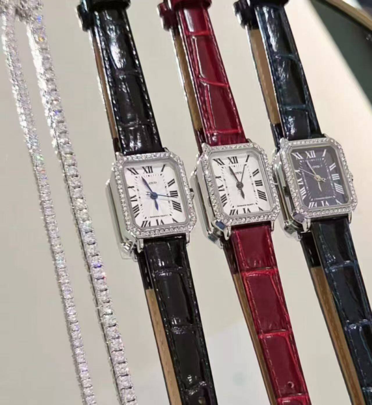 韩国正品采购LLOYD专柜蓝珠光盘红色真皮带坦克满钻手表