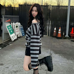 aespa柳智敏同款 韩国setupexe复古条纹毛衣女秋宽松露肩针织上衣