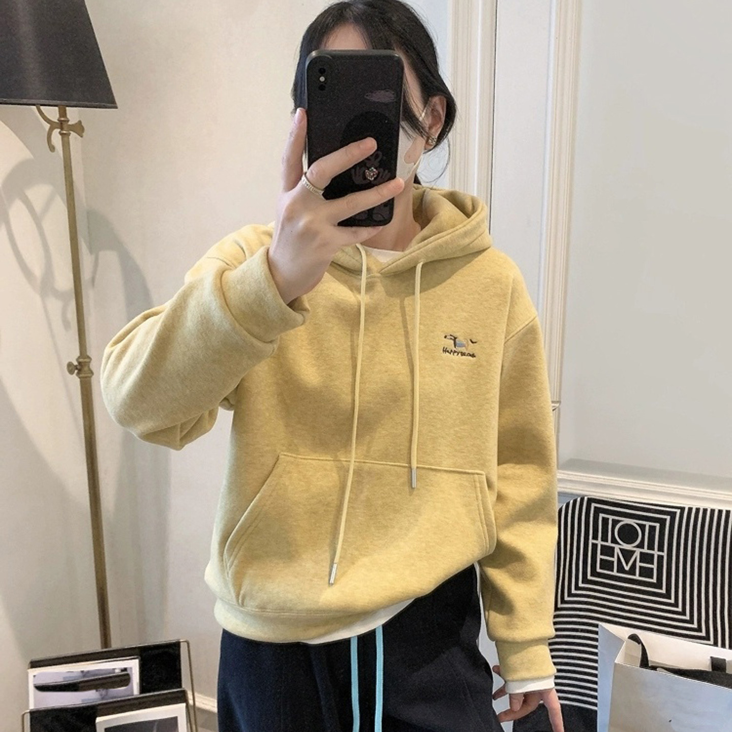 2025秋冬加绒加厚短款连帽卫衣女