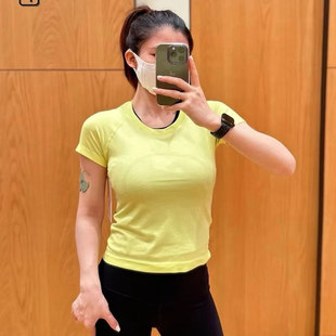 Swiftly Tech 女士瑜伽服运动短袖 T 恤 2.0 *Race健身普拉提上衣