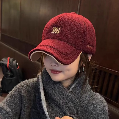 2025新款刺绣字母羊羔绒棒球帽