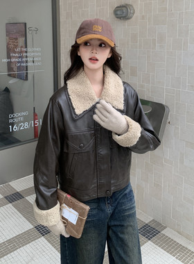 【大货已出】短款羊羔毛撞色加绒皮毛外套2C233-807-P175-K269