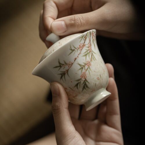 |勿念|《暖春红杏》贵妃盖碗 手绘茶具釉下彩，高温瓷器
