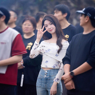 高版网纱一字肩长袖t恤虞书欣jennie陈瑶同款露肩蝴蝶印花上衣女