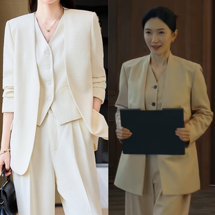 夜色正浓赵玫江疏影同款白色职业套装休闲显瘦西装马甲长裤三件套