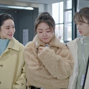 骄阳似我聂曦光赵今麦同款翻领短款皮草夹克女冬季菱格羊羔毛外套