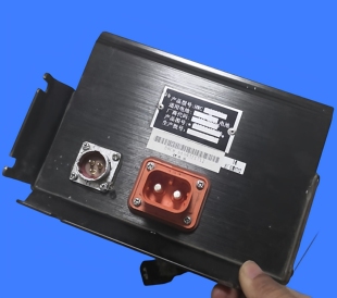 全新海马爱尚EV160EV260充电机新能源车载充电器通用无需匹配