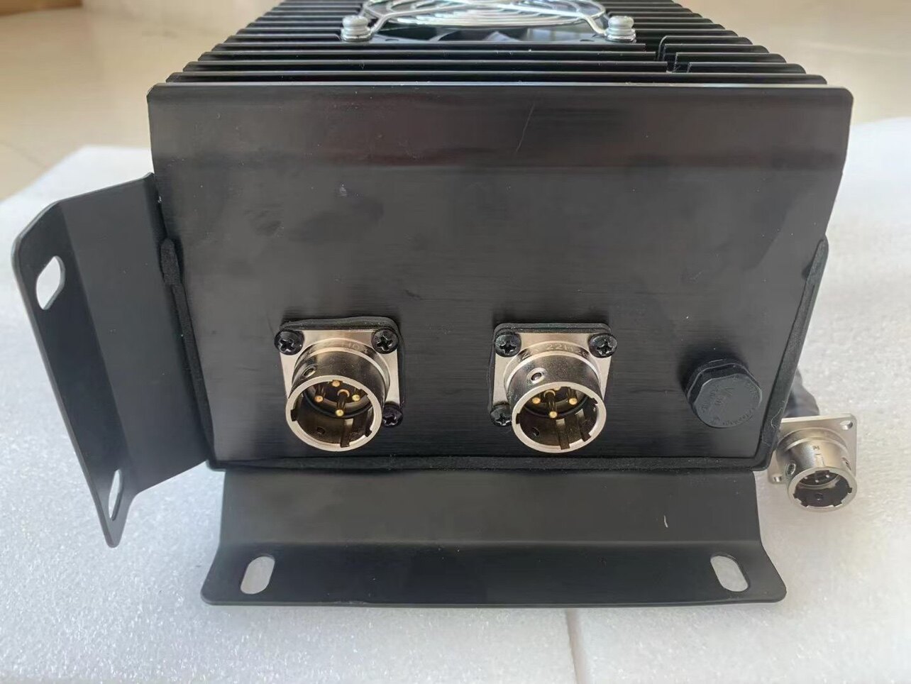 华泰ev160充电机新能源车载充电器改进款可代替原厂配件全新慢充