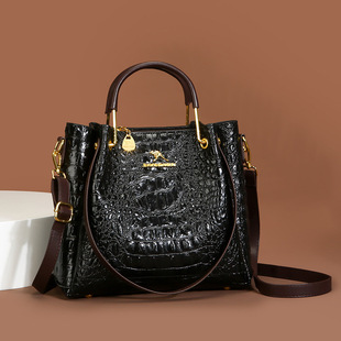 跨境手提包女高级感轻奢鳄鱼纹时尚大气大容量通勤百搭单肩托特包