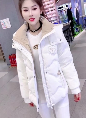 高品质连帽羽绒服2024年冬季新款洋气净版保暖舒适拉链上衣简约女