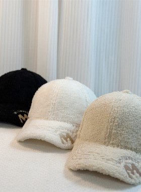 新款羊羔绒帽檐字母棒球帽女秋冬韩版时尚百搭鸭舌帽绒加厚保暖帽