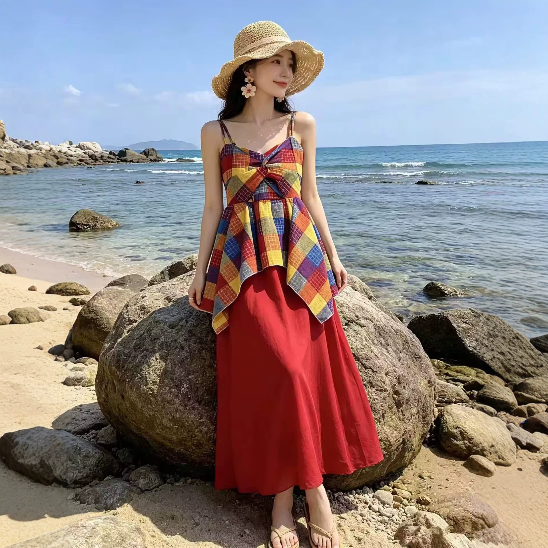 超美川西新疆云南旅游甜辣妹彩色格子吊带女夏季小众设计感收腰裙