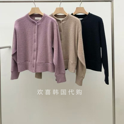 韩国东大门2026春新品Legacy bone 简约舒适圆领系扣纯色针织开衫