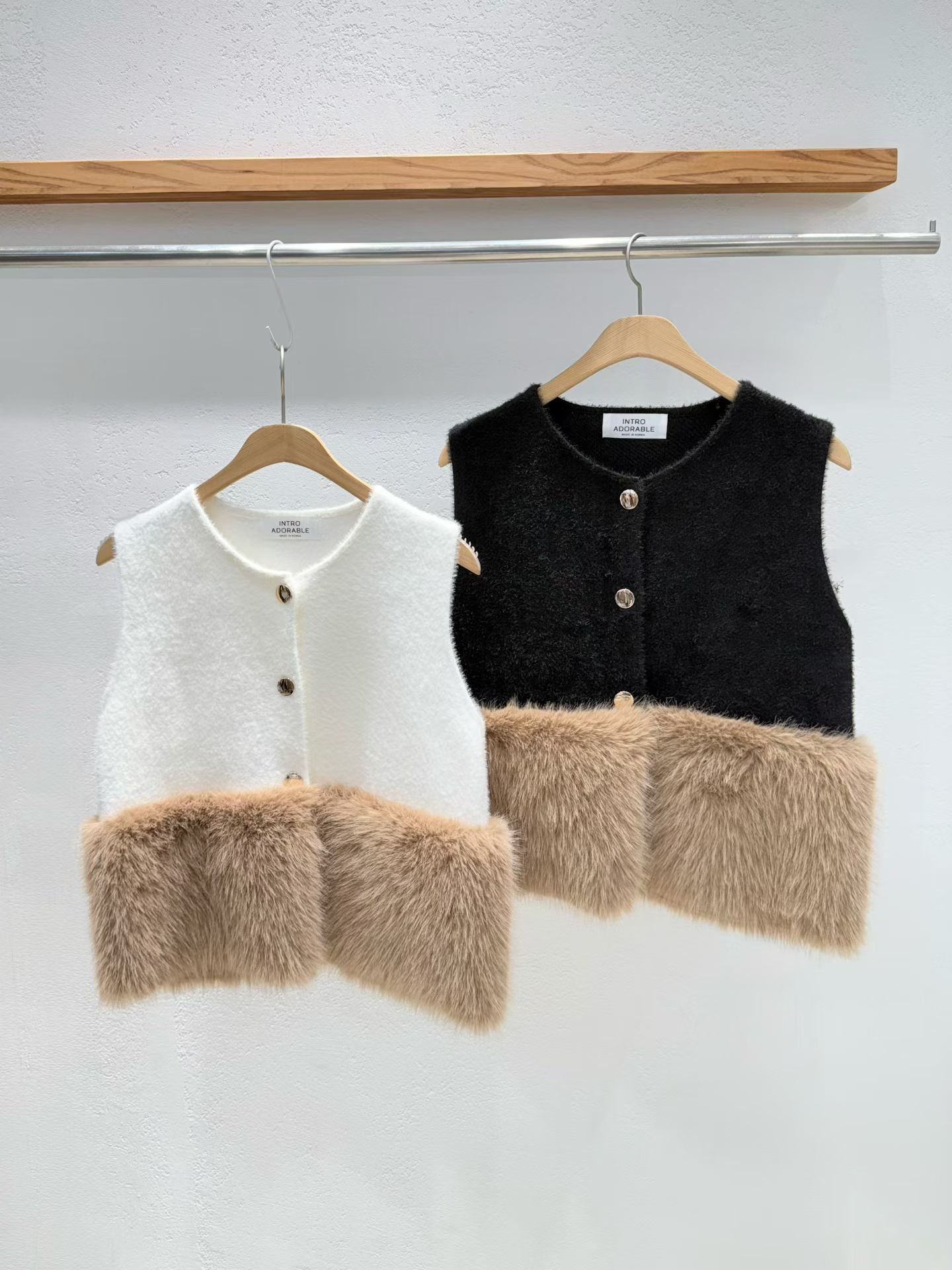 韩国东大门2025冬季新款INTRO时尚百搭拼接毛毛拼接马甲外套