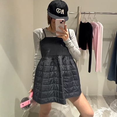 韩国东大门2025冬季新OKINE时尚夹棉吊带连衣裙