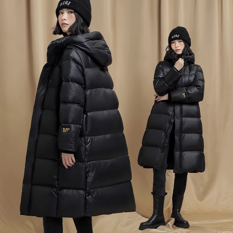 加厚抗寒黑金保暖高奢羽绒服